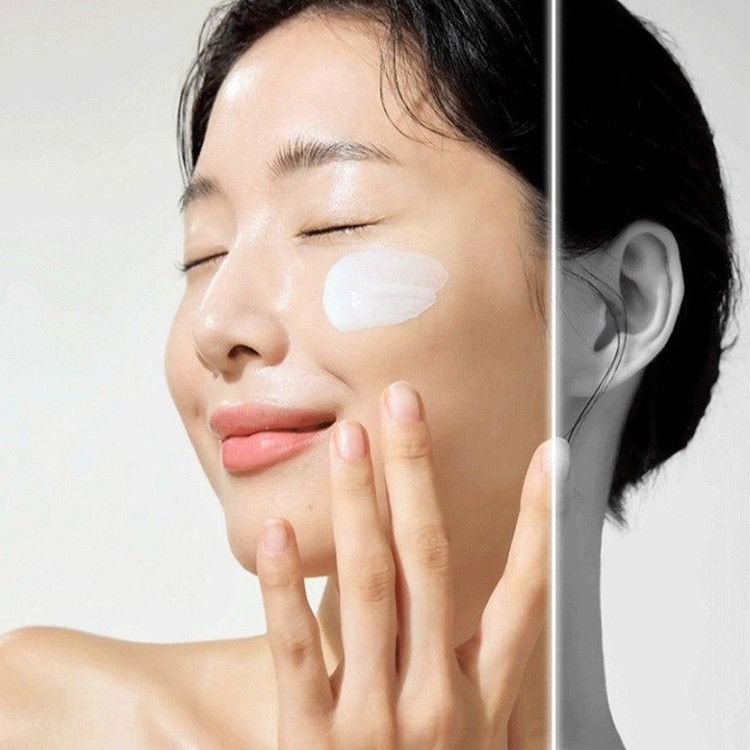 ضدآفتاب ضدلک و کوچک کننده منافذ سلیمکس SPF50
