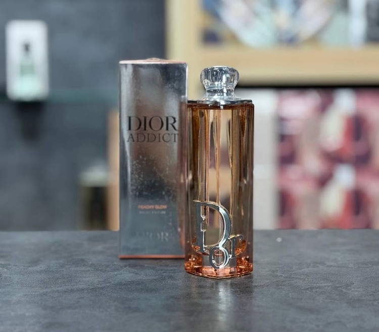 عطر ادکلن دیور ادیکت پیچی گلو مستر کوالیتی
